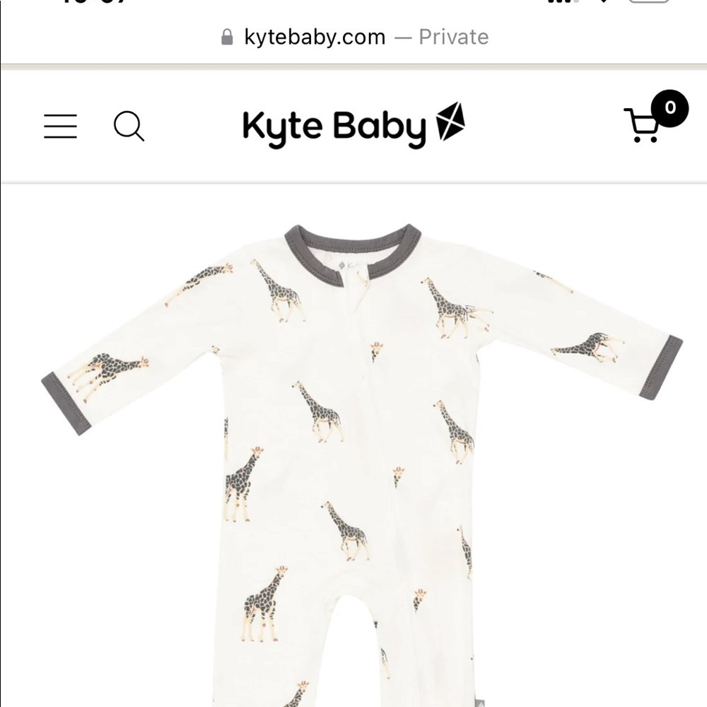 Kyte baby giraffe onesie and matching bib 0-3 mo NWT